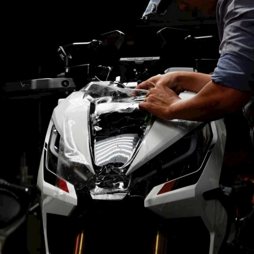 DECaL 39 – Trung tâm dán xe chuyên nghiệp tại Tân Bình